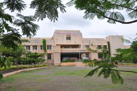 Dr. Vitthal Rao Vikhe Patil Foundation Ayurved College Image