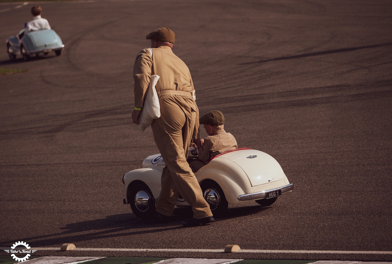 Le sport automobile historique fait un retour glorieux au Goodwood Revival 2021