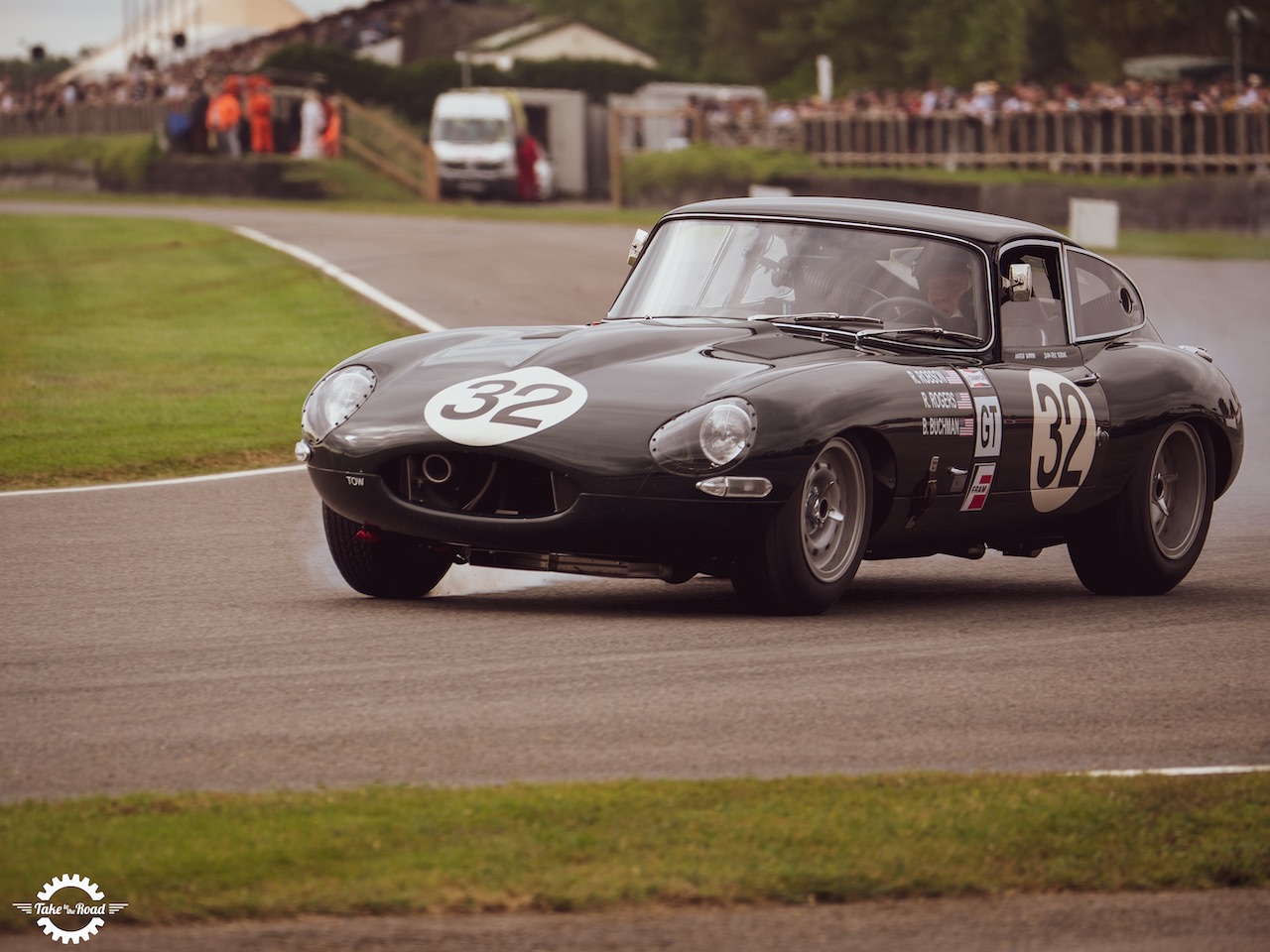 Le sport automobile historique fait un retour glorieux au Goodwood Revival 2021