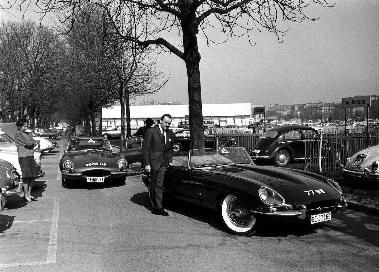 Jaguar Classic marks E-Type 60th anniversary with Tribute Edition