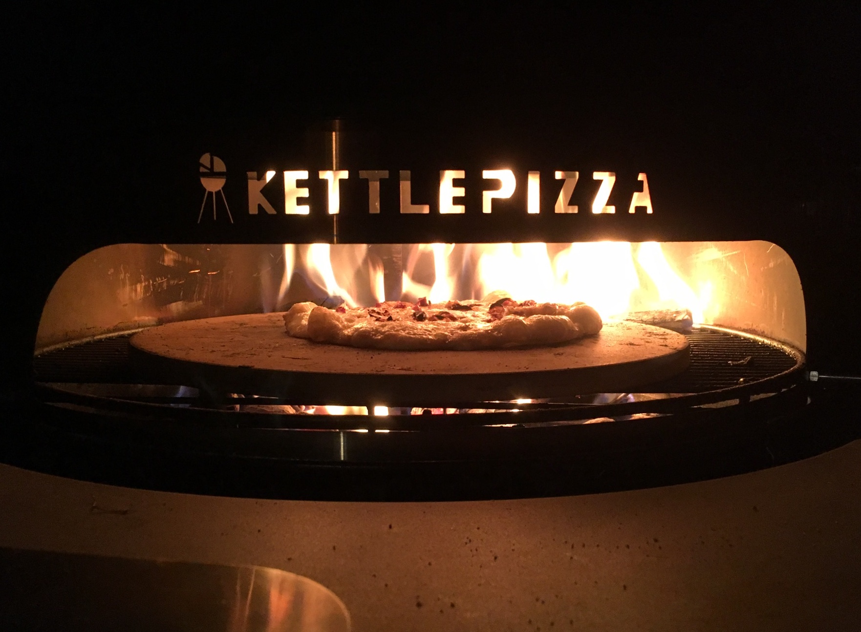 KettlePizza.jpg