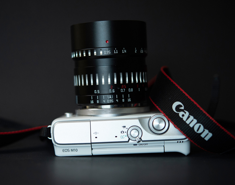 TTArtisan 50mm F0.95 i Canon EOS M10