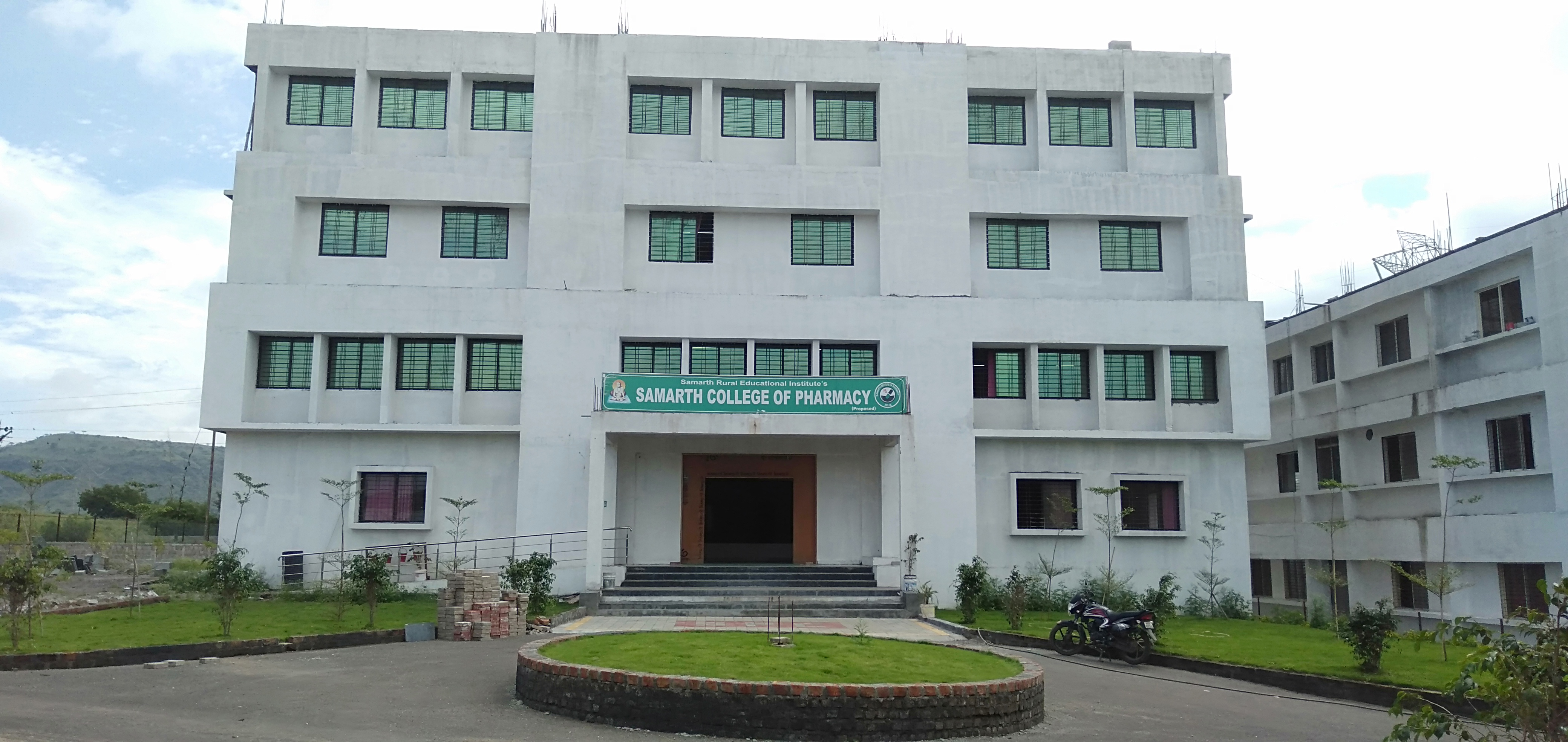 Samarth College of Pharmacy, Junnar
