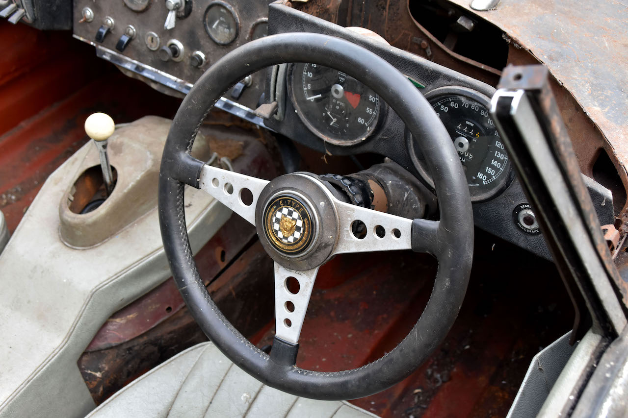 E-type that crashed at Snetterton in 1965 to be restored