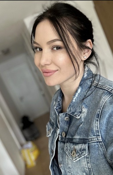 lady's avatar
