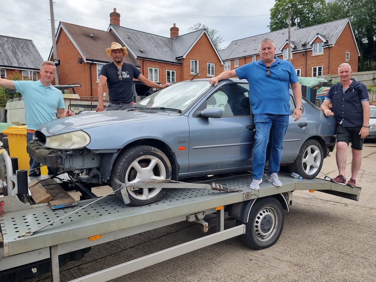 Car SOS Series 11 Exclusive interview with Fuzz and Tim