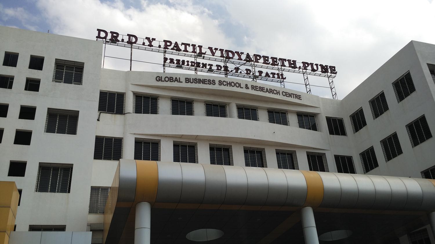 Padmashree Dr. D Y Patil Medical College Image