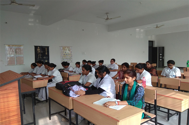 Arshi Nursing  and Paramedical College, Kannauj