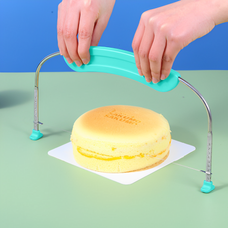 Cortador de torta verde claro, 16.5x32cm, acero