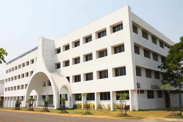 DR. AMBEDKAR INSTITUTE OF MANAGEMENT STUDIES AND RESEARCH, Nagpur Image