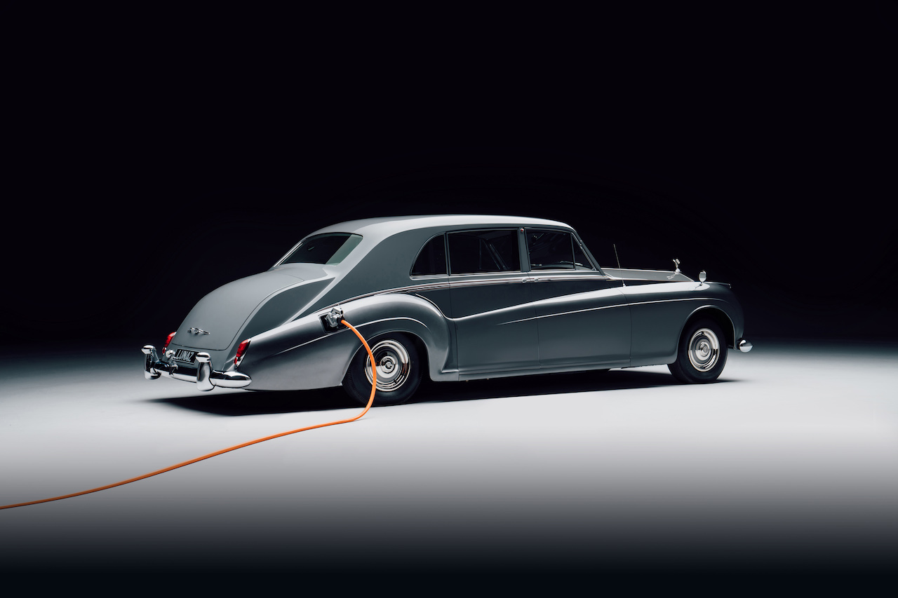 Lunaz launches electric Rolls-Royce Phantom V