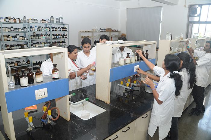 MET's Institute f Pharmacy, Nashik Image