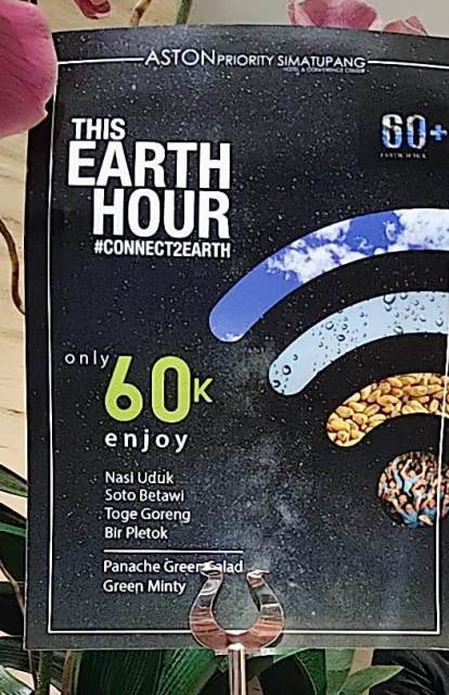 Earth Hour di Aston Priority Simatupang