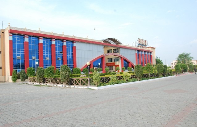 Shri Rawatpura Sarkar College Of Nursing Image