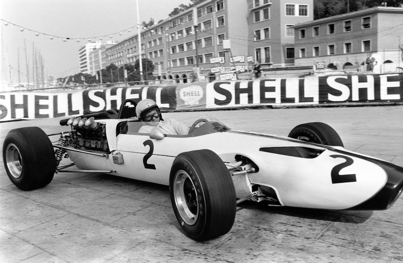 McLaren marks 50th anniversary of Bruce McLaren's tragic death