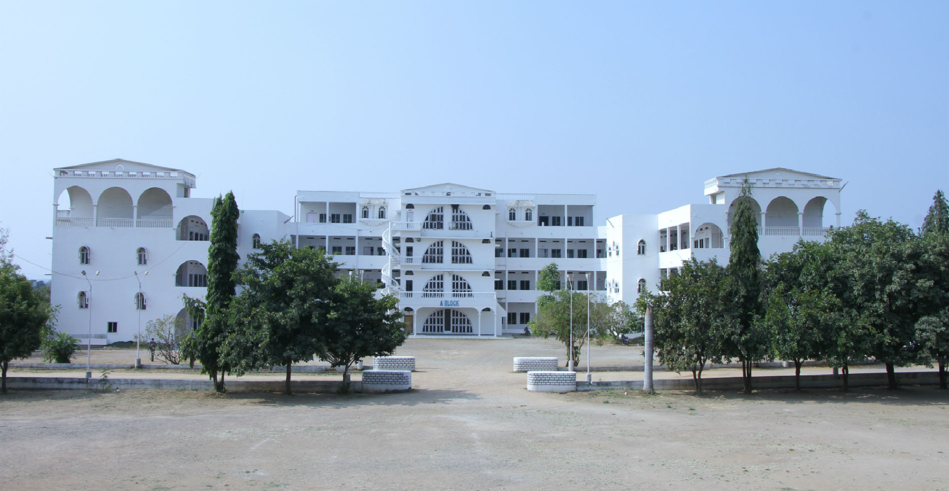 VIJAY RURAL ENGINEERING COLLEGE Image