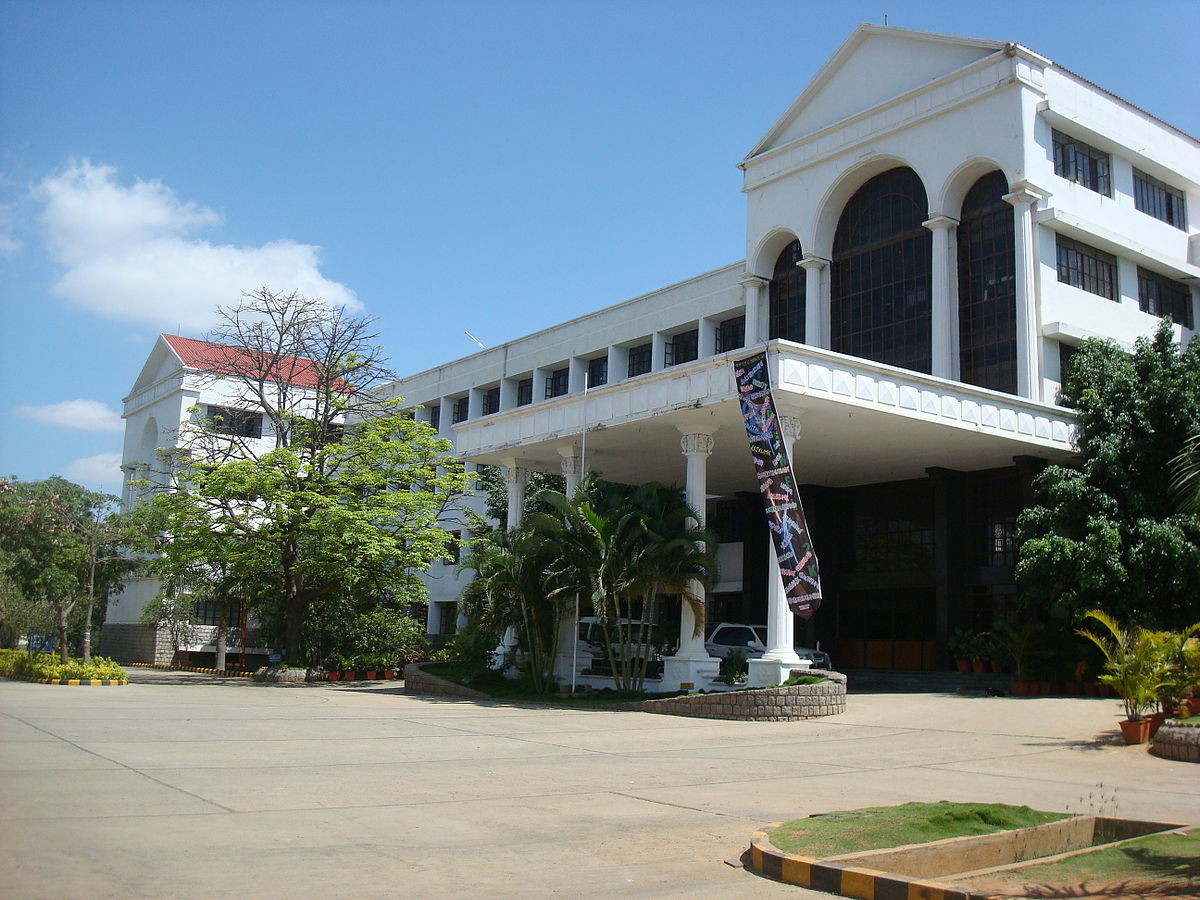 Adhiyamaan Polytechnic College