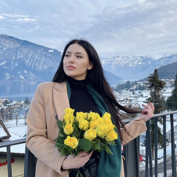 lady's photo