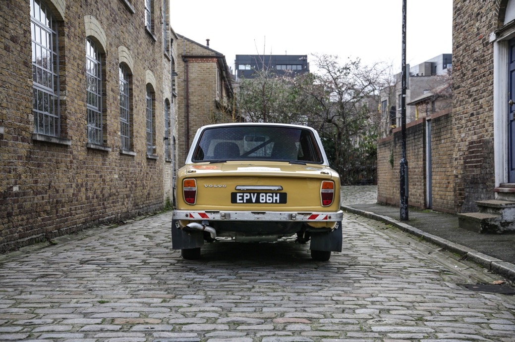 Pandemic patient auctions Volvo 144 to aid hospital that saved his life