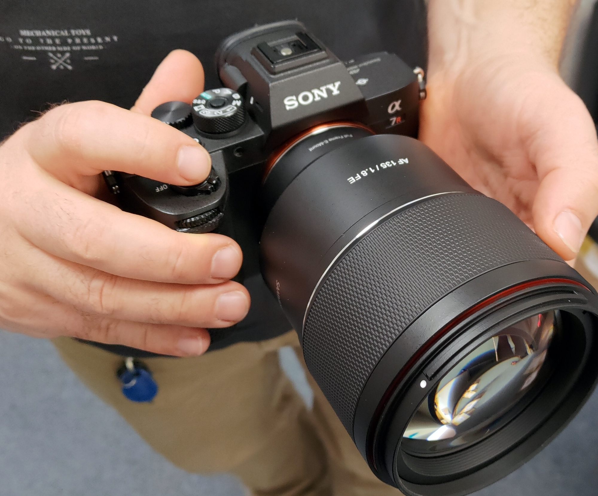 Samyang 135mm F1.8 w asyście Sony A7R IV
