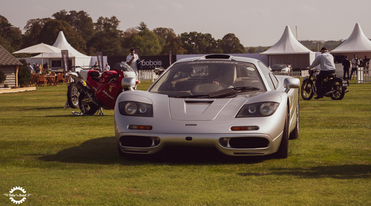 Rolling Bones hot rods set for Salon Privé