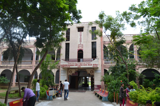M. M. Gandhi Arts and Commerce College Image