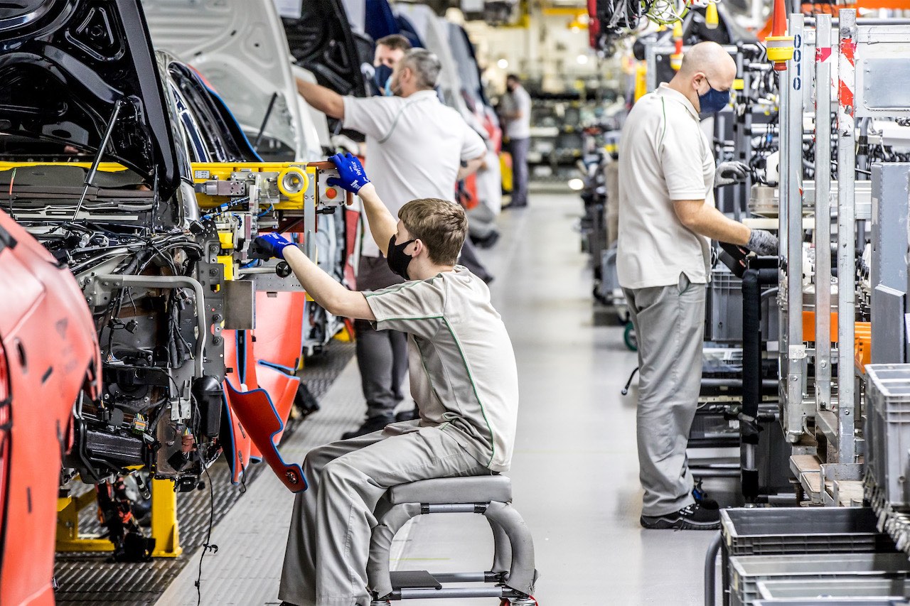 Bentley marks 75 years since first Mk VI was built at Crewe