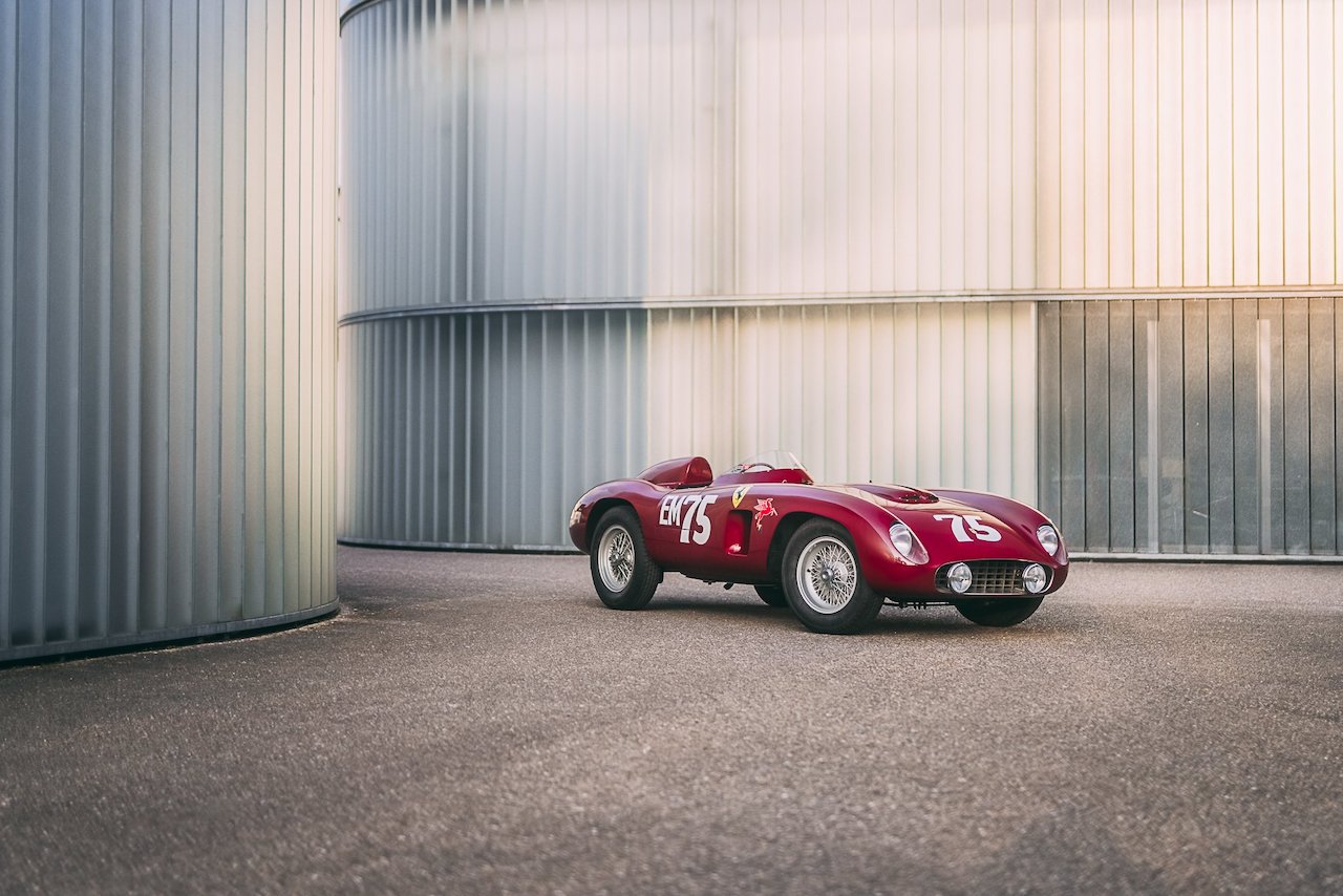 100 rare classics to star at Auto Royale Concours