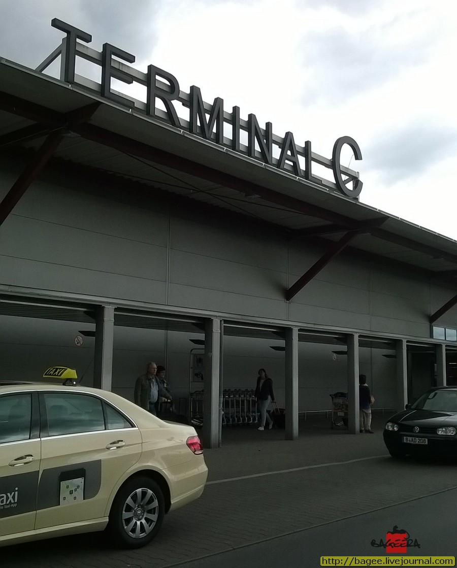 Здание терминала C берлинского международного аэропорта Tegel