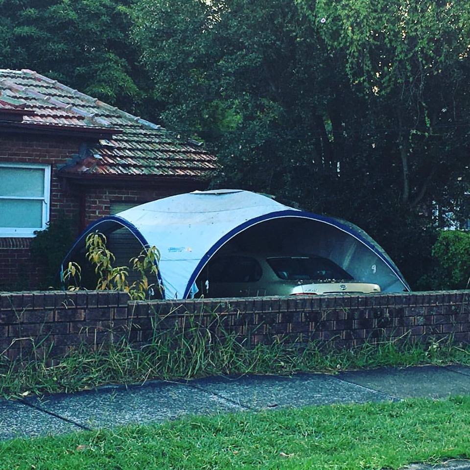 Tent garage