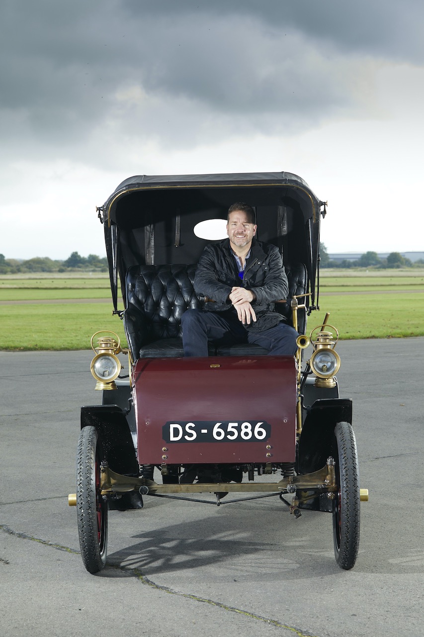 Paul Cowland drives 1903 Knox ahead of London to Brighton Veteran Car Run