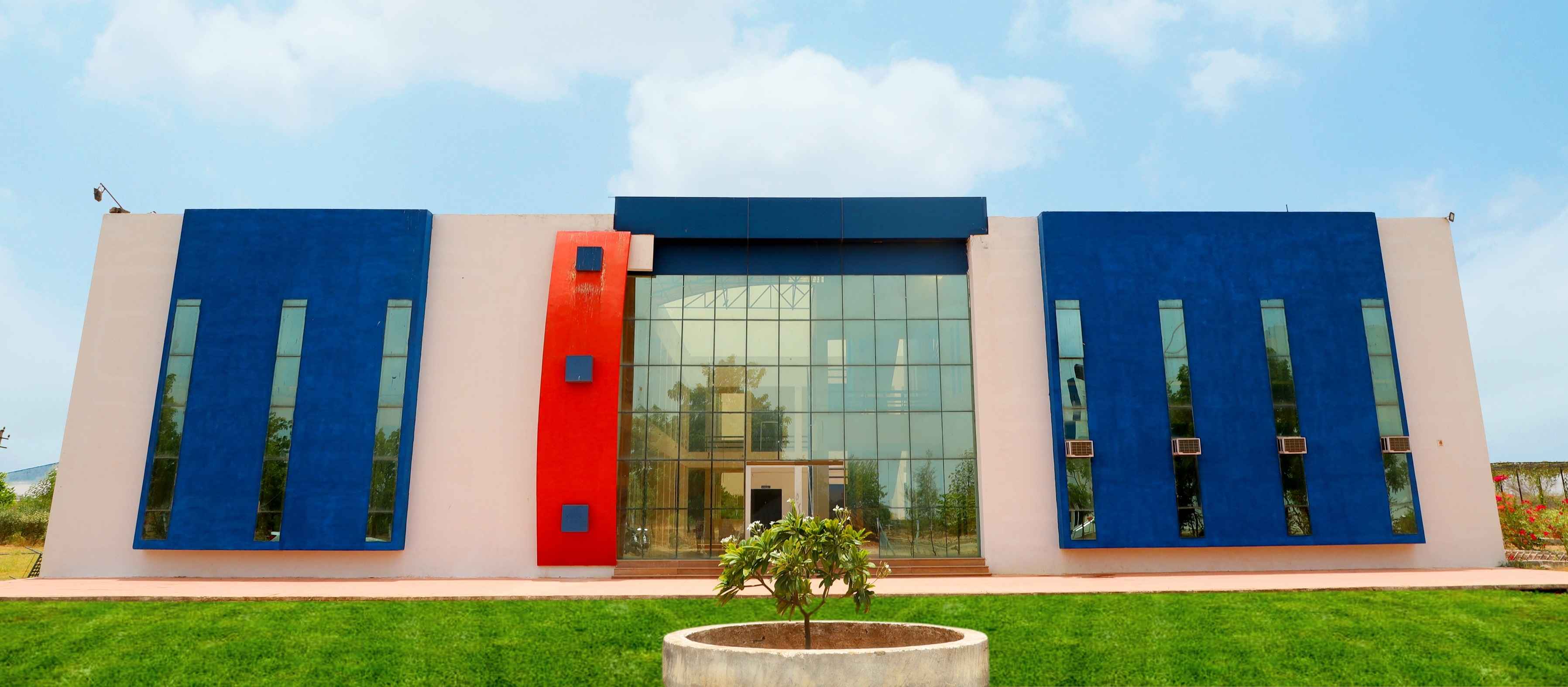SRK Institute of Management and Computer Education, Anjar Image