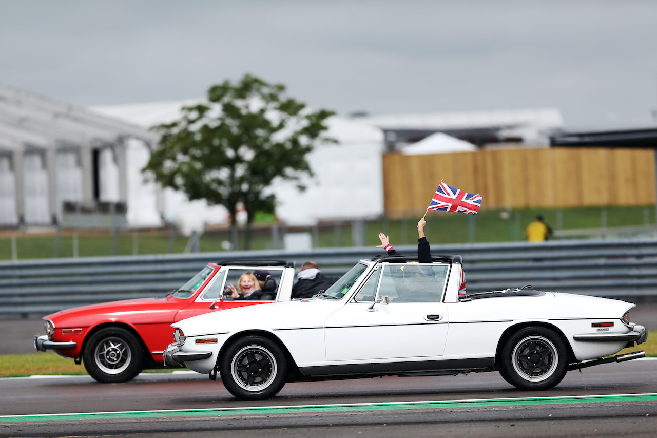 Damon Hill stars on final day of The Classic 2021