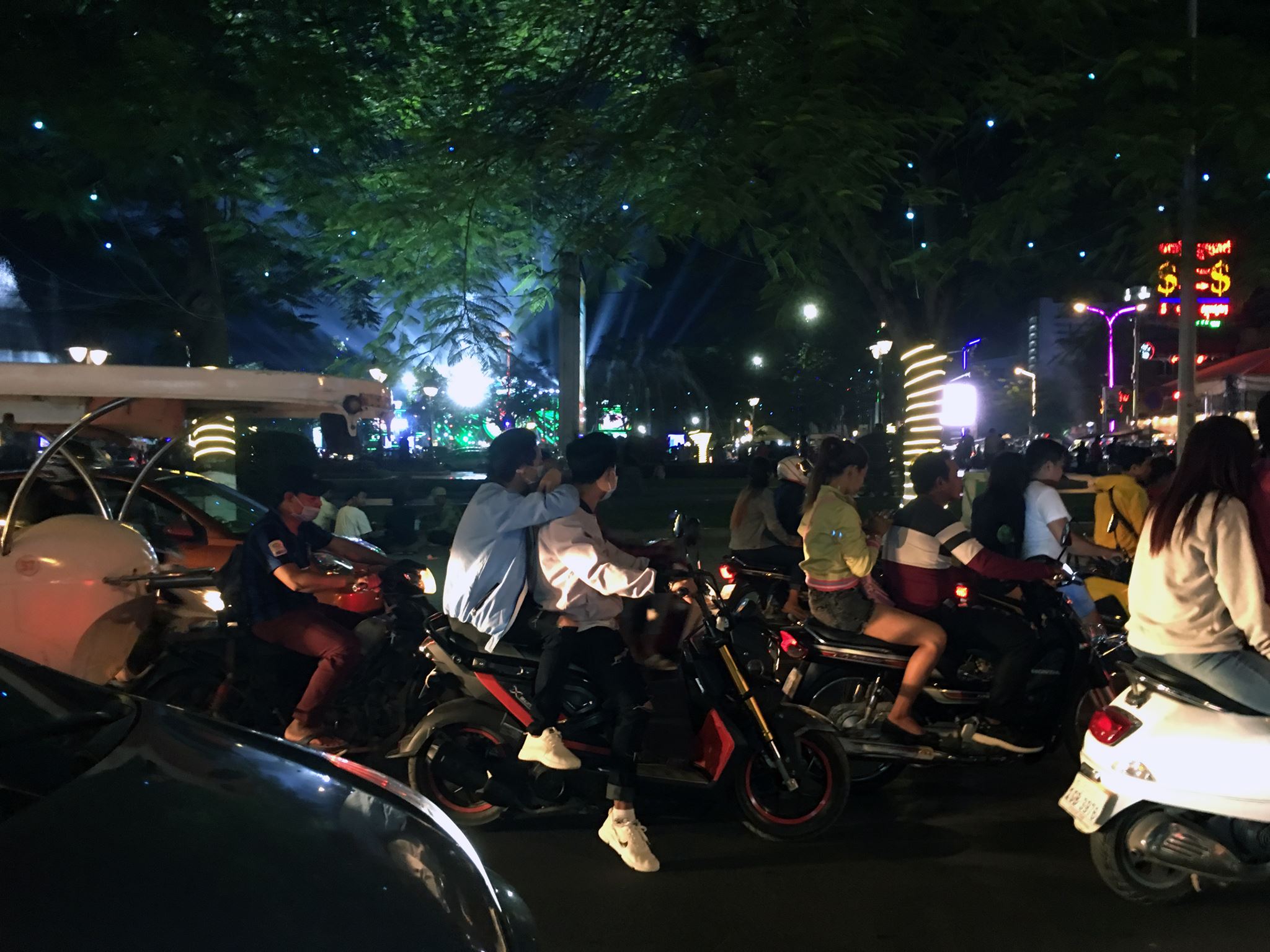 Phnom Penh traffic