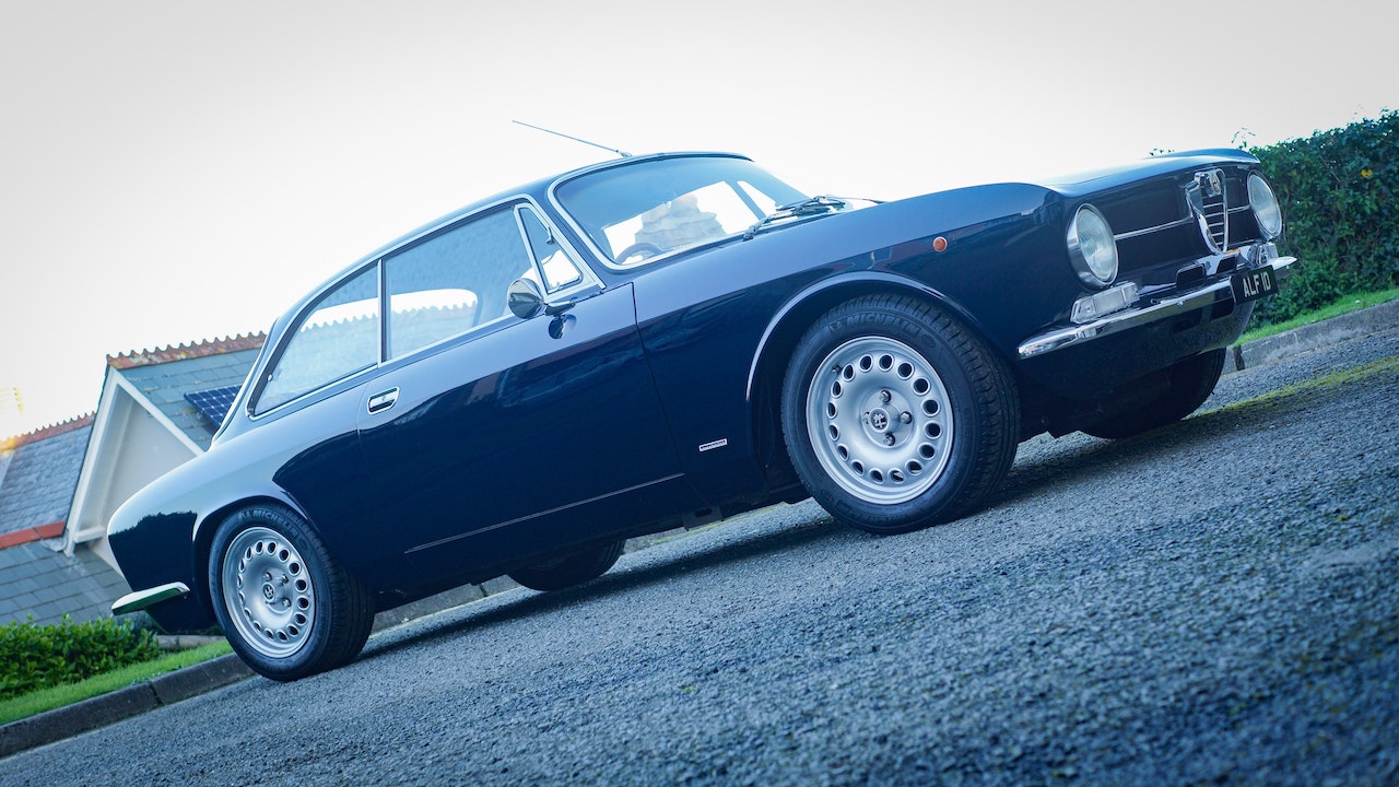 1971 Alfa Romeo GT Junior auction sets new world record