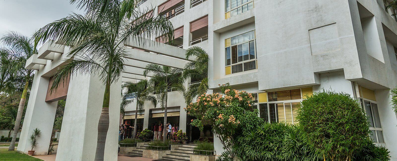 SB COLLEGE OF MANAGEMENT STUDIES Image