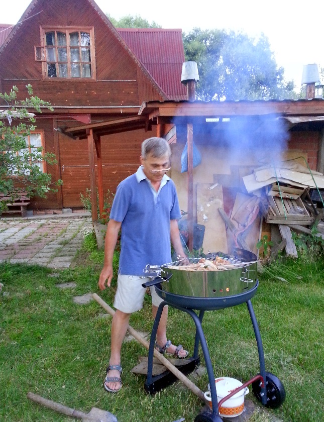 изучаю поведение мяса на решетке