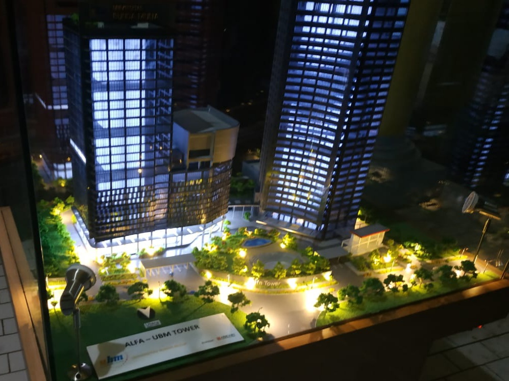 minitur alfa tower ubm serpong
