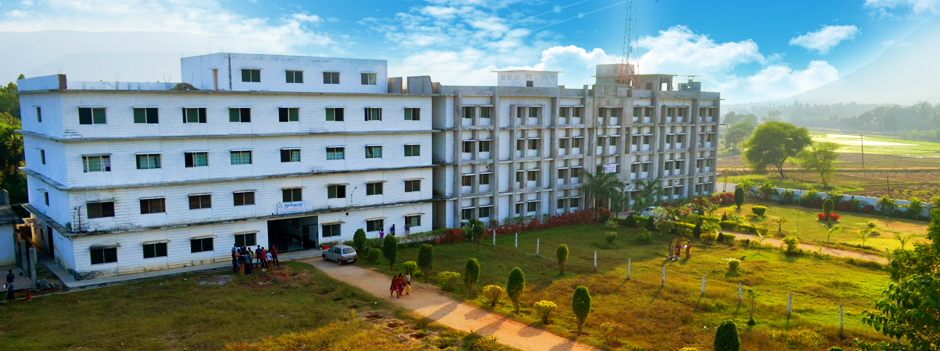 Yalamarty Pharmacy College, Visakhapatnam Image