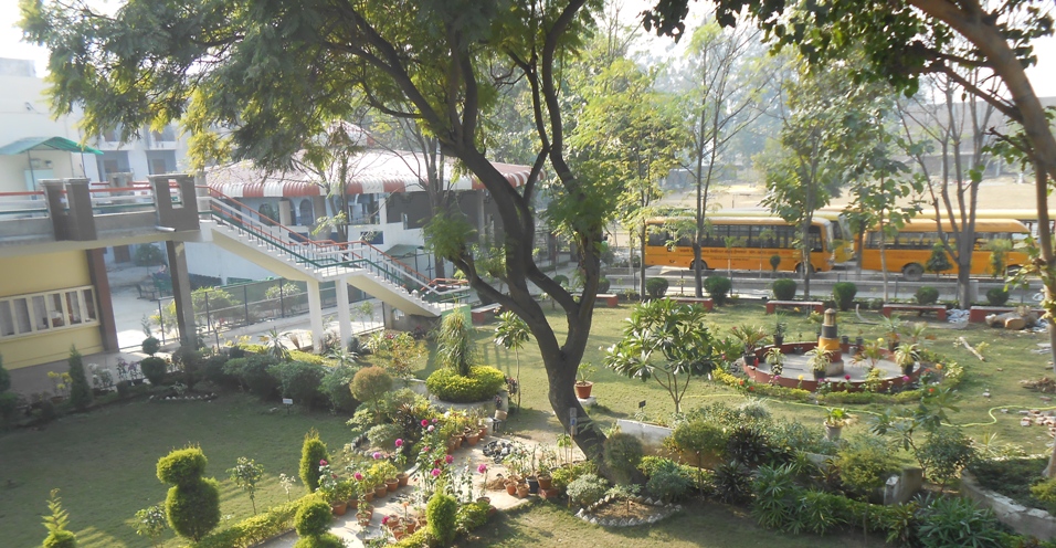 Swami Swatantranand Memorial College, Dinanagar Image
