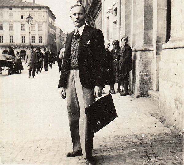 Расстрелы заключенных в июне-июле 1941 года. Как это было (ФОТО) Расстрелы заключенных в июне-июле 1941 года. Как это было (ФОТО)