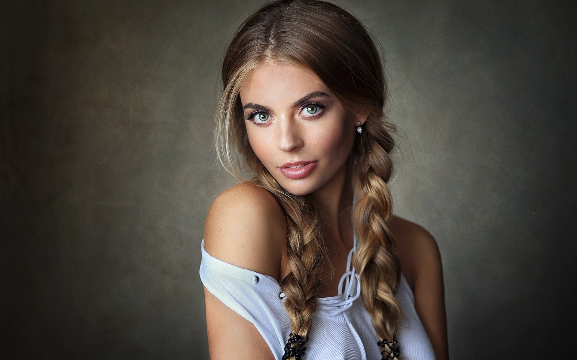 girls with pigtails
