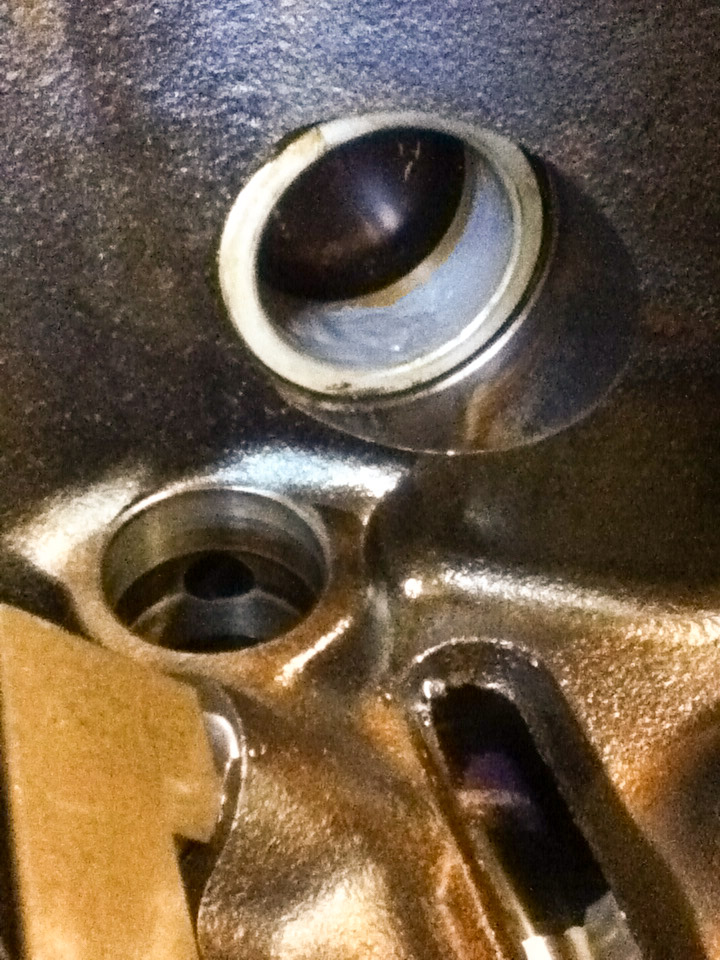 Yet another method to block oil passage for balance shaft deletes S