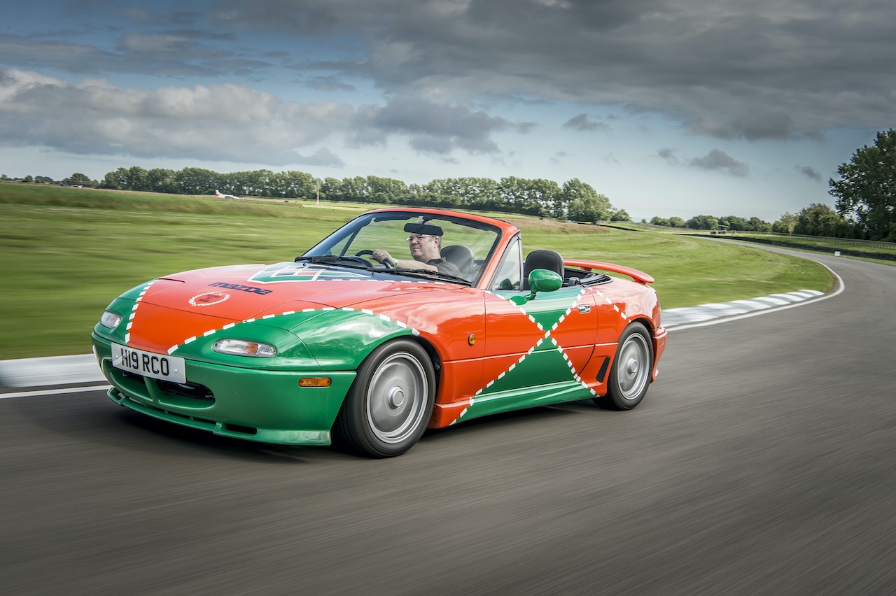 Mazda extends MX-5 parts resto programme to Mk1 Euro owners