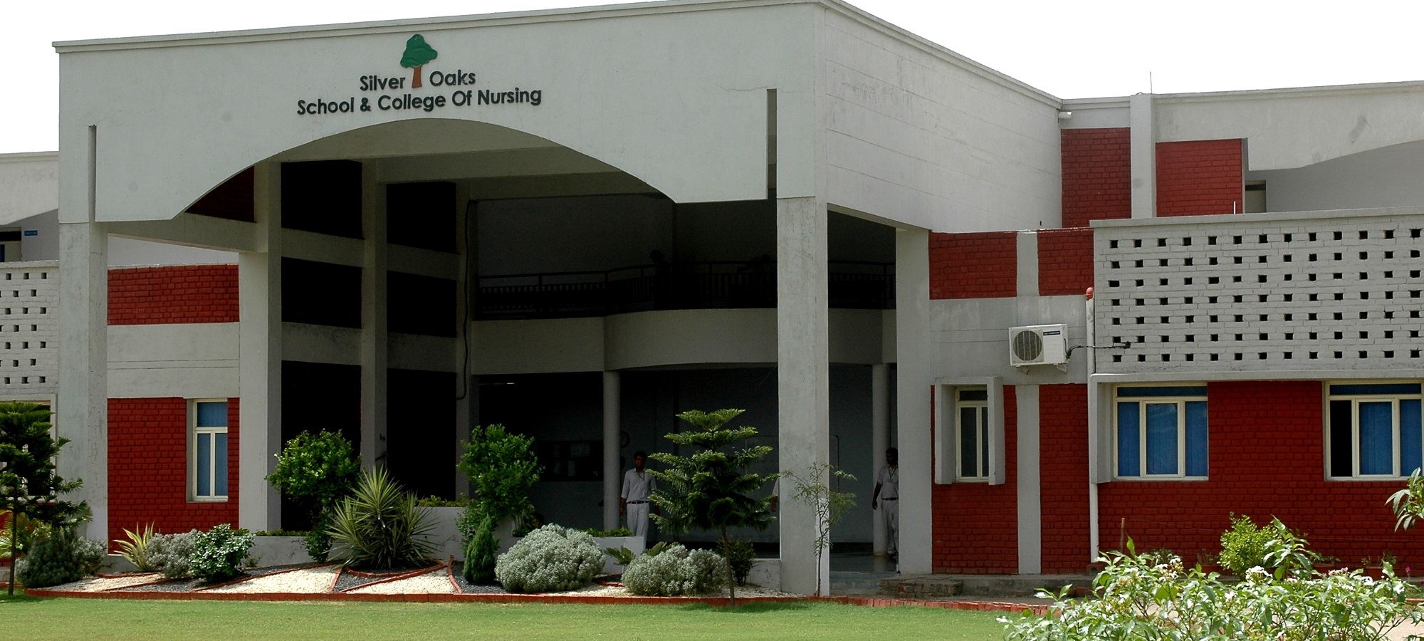 Silver Oaks College of Nursing, Mohali Image