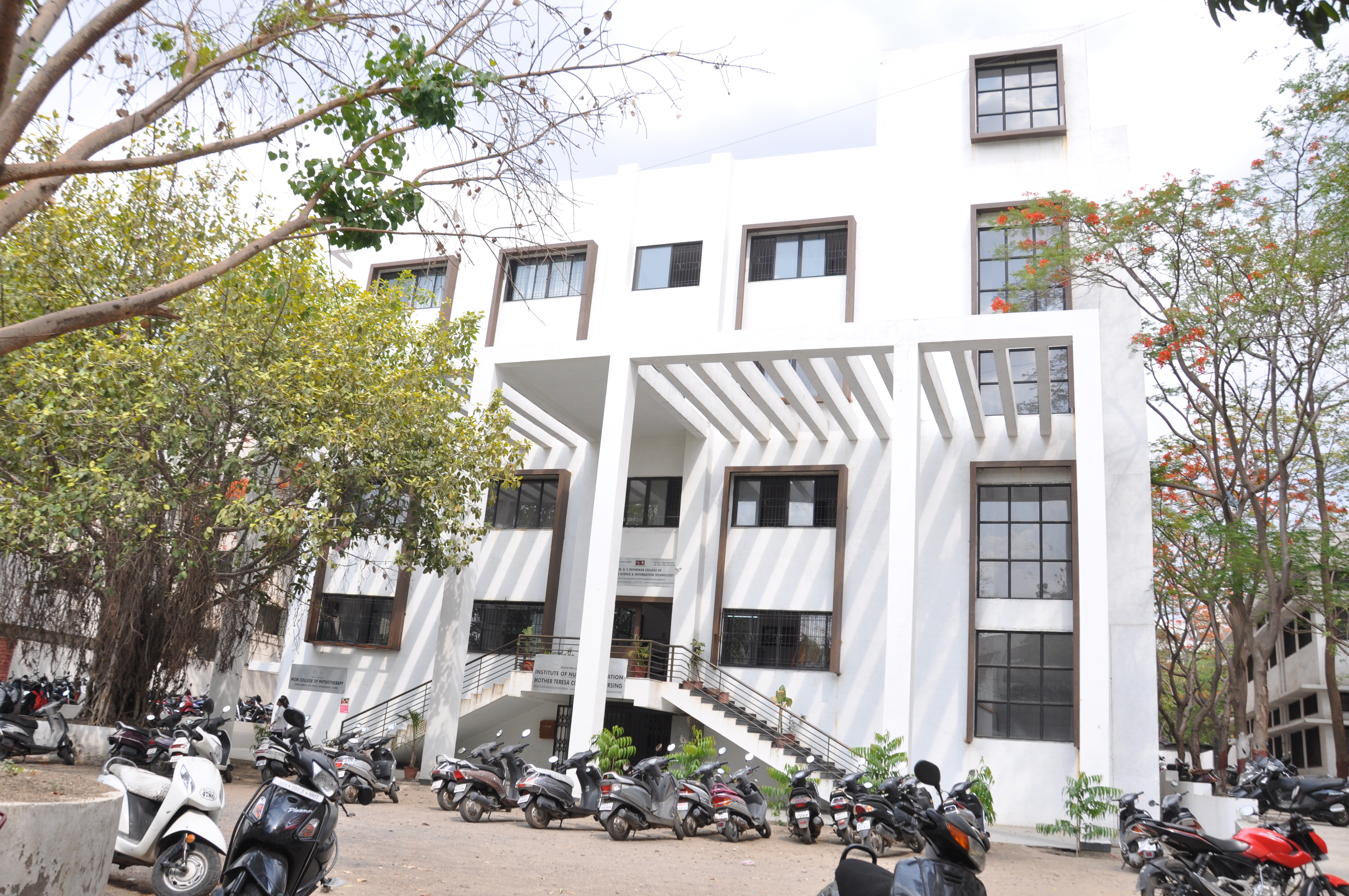 Mother Teresa College of Nursing, Aurangabad Image