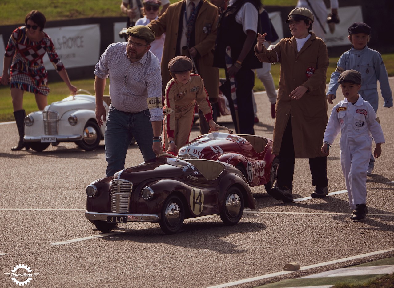 Le sport automobile historique fait un retour glorieux au Goodwood Revival 2021