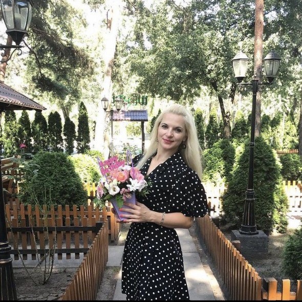 lady's photo
