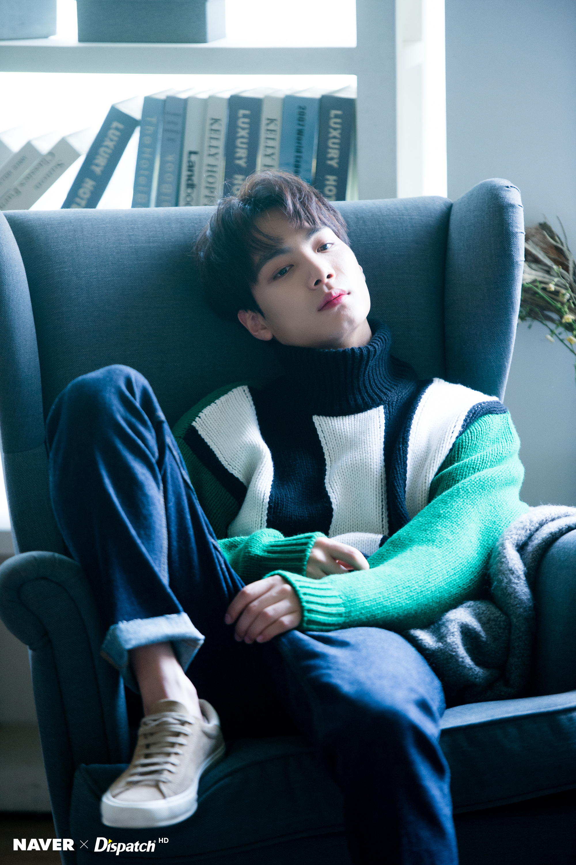 jr_couch3.jpg?dl=0