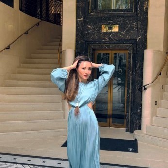 lady's photo